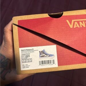 Vans Sk8-Hi Reissue SI in Blue and Black